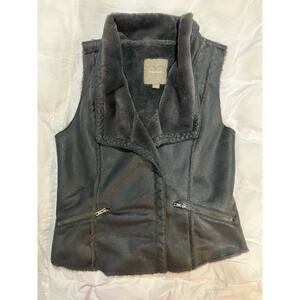 Maurices Vest Womens Medium Gray Faux Leather Fur Lined Top Bike Jacket Oily
